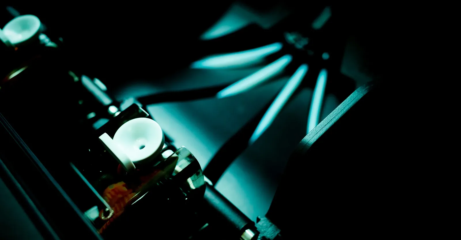 Bambu Lab AMS multi-colour filament system in use